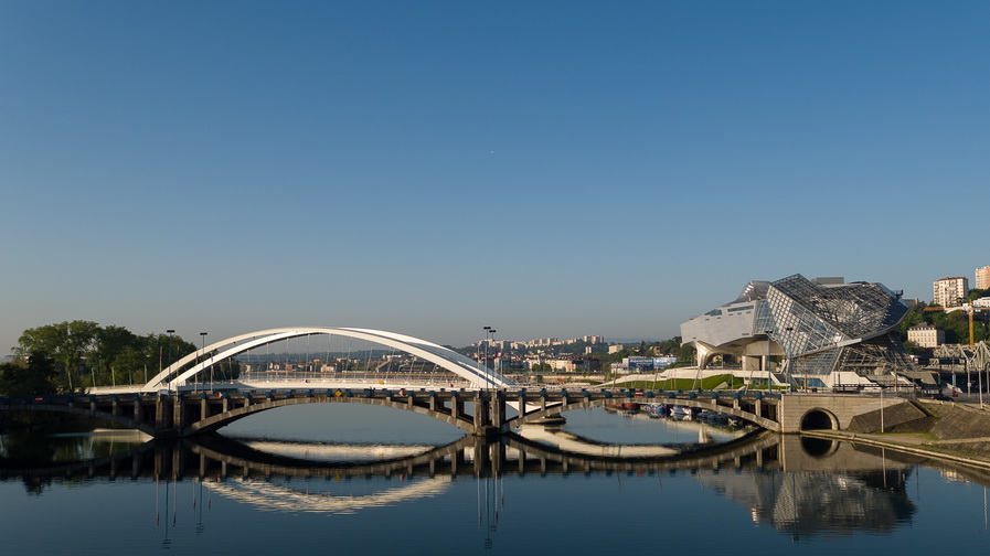 Prise de vue aérienne de Lyon par photographe drone
